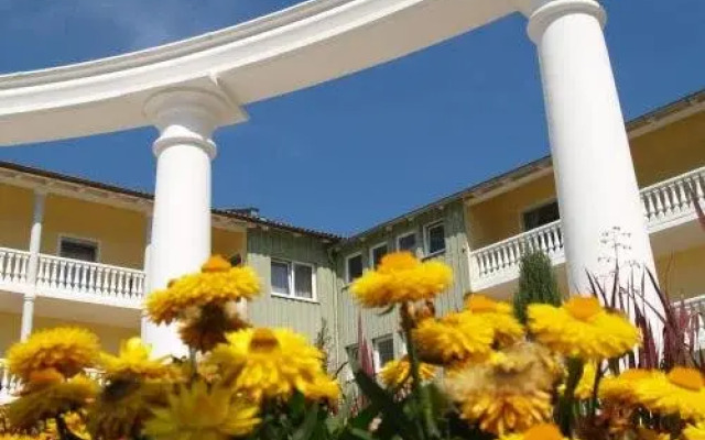 Kaiser Trajan  Kurhotel & Klinik