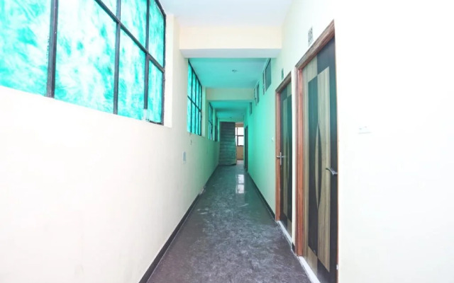Taj Guest House By OYO Rooms