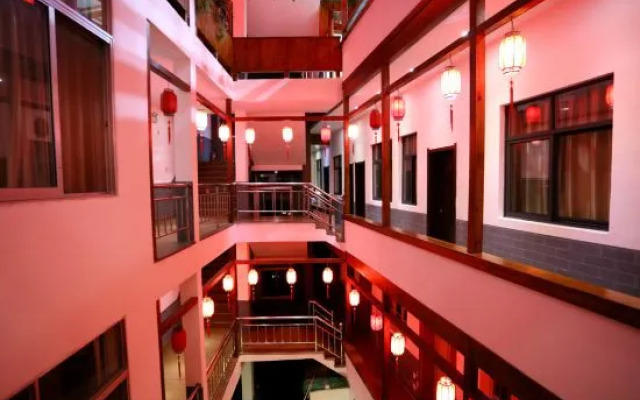 Huangshan Qingsong Boutique Hotel (Huangshan Scenic Area South Gate)