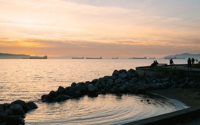 Sonder by Marriott Bonvoy Revival Apartments English Bay