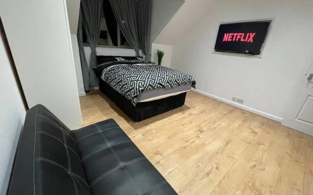 Beautiful 4-bed Apartment in Newquay
