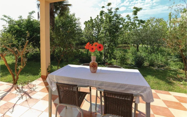 Three-Bedroom Holiday Home in Kastel Stafilic