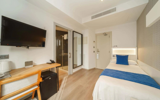 Mar Calma Hotel