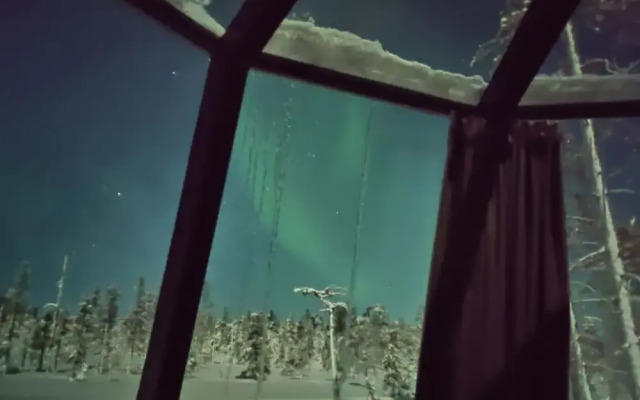 SnowLounge AuroraHut GlasIgloos IceHotel