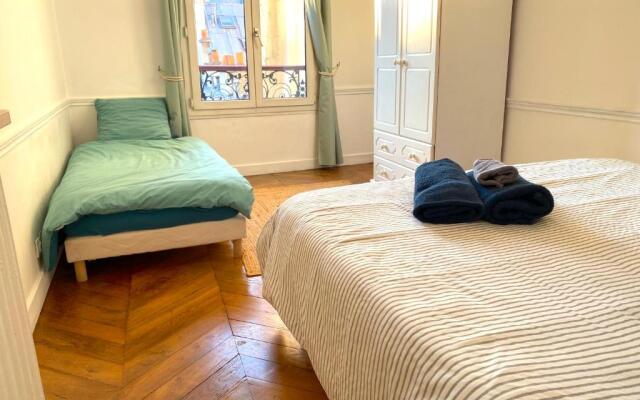 Marvellous Sunbathed 3BR at the heart of Paris