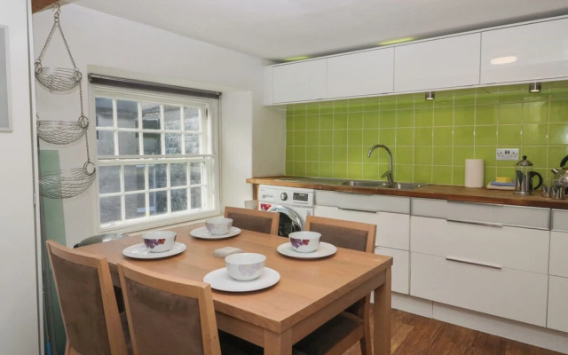 Flat 1