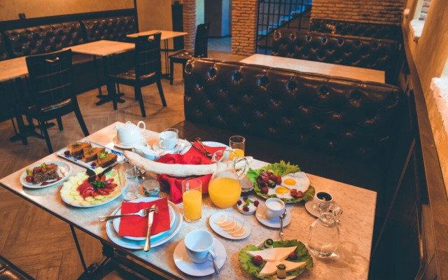 Wine Story Hotel & Club