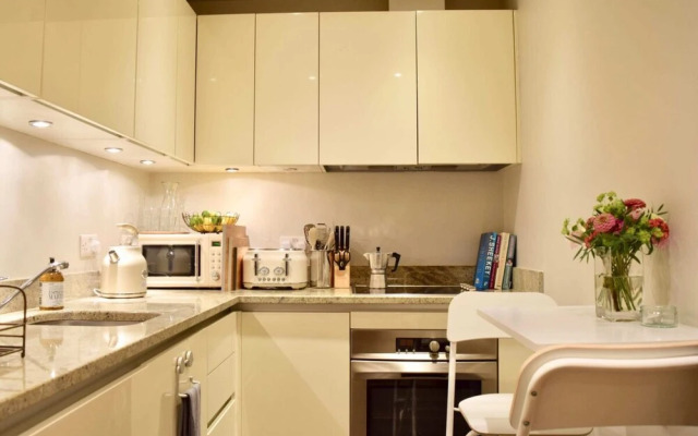 Stylish, Luxury Near Shoreditch High Street