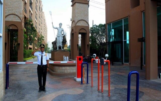 Atlantis Condo by Sergei