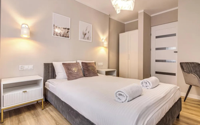 RentPlanet - Apartament Kuźnicza