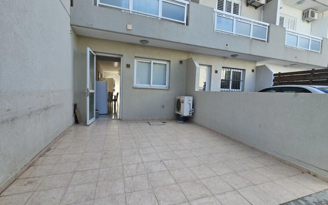 27 NIC - Stay Alex s House