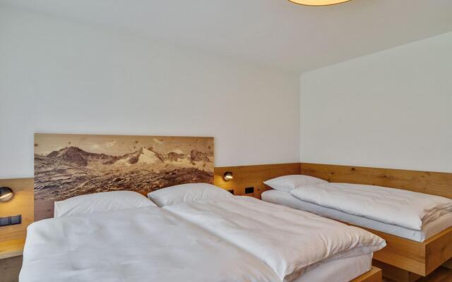 Beautiful Flat in Hart With Fitness Room