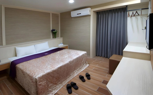 Laurel Business Hotel
