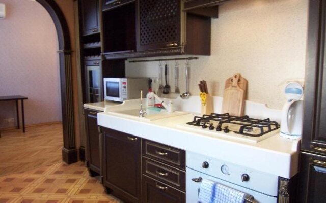 Intermark Serviced Apartments - Patriarch's Ponds Area