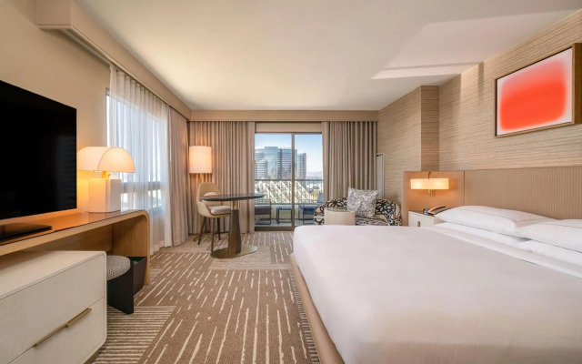 Hilton San Diego Gaslamp Quarter