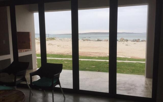 Beach Breakaway Apartment