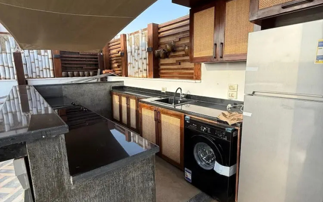 ALSAWAH Modern Rooftop with Private Terrace Sheikh Zayed