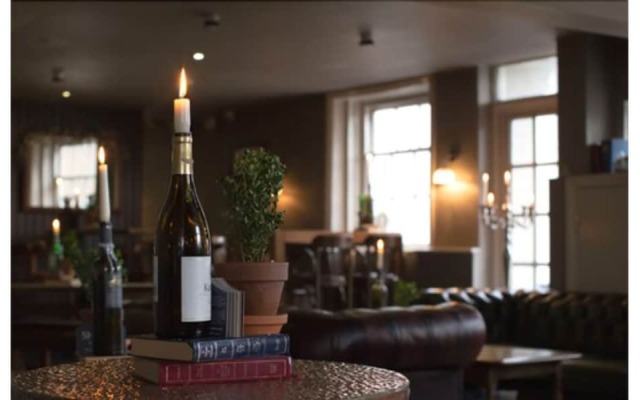 The Lion Hotel - Pub & Restaurant
