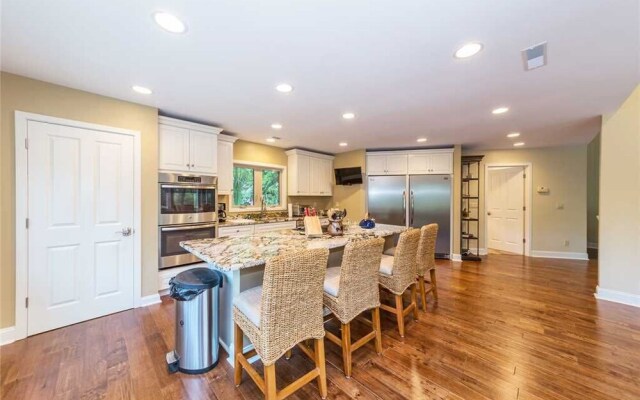 Slack Tide 6 - Four Bedroom Condo