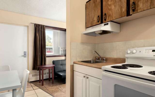 Thriftlodge Edmonton