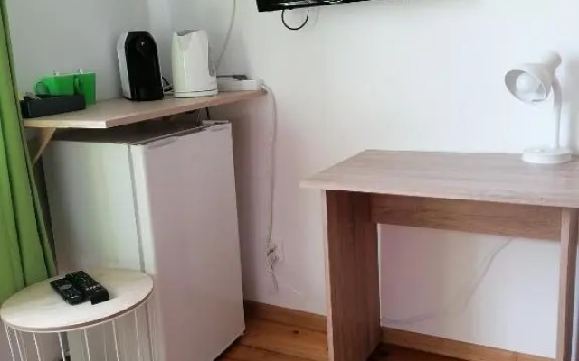 Hostel Tulip - Pokój 4 ze wspólną łazienką i kuchnią