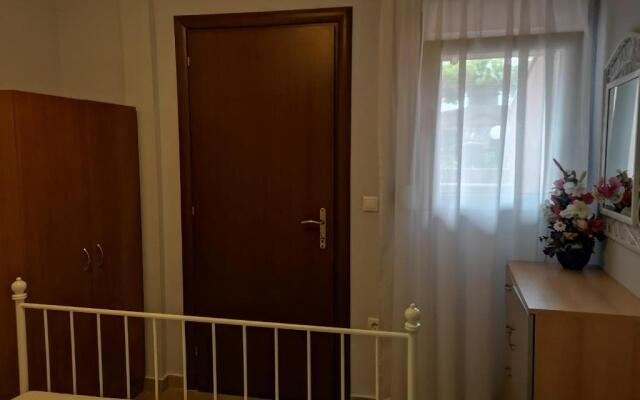 Groundfloor Apartment Nikiti NO. 2
