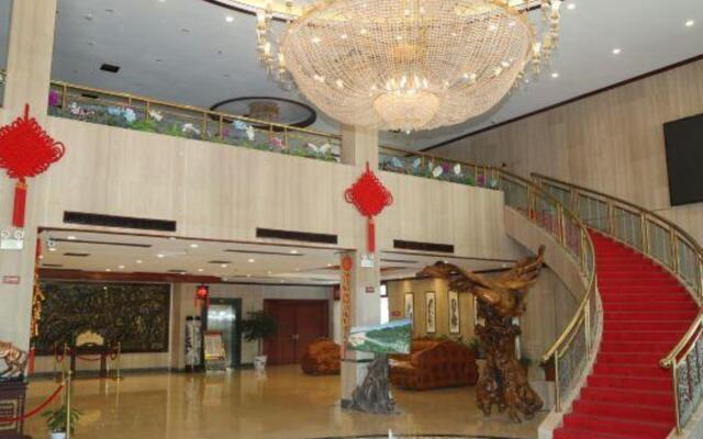 Longquan Hotel