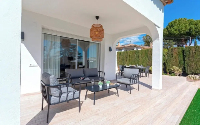 Genteel Home El Brillante