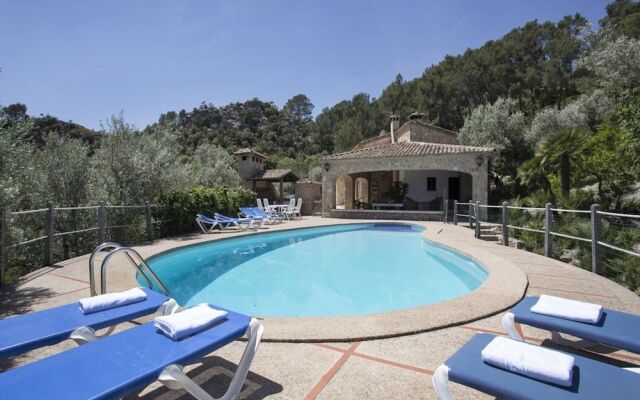 Villa - 2 Bedrooms with Pool and WiFi - 103152