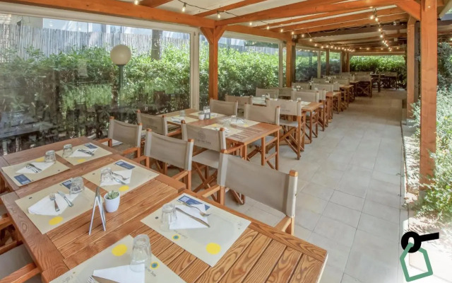 Deluxe - Two Bedroom No.2