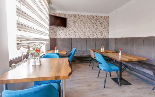 Nice Apartment With Terrace