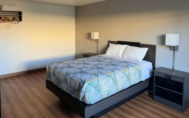 Motel 6 Fond Du Lac, WI