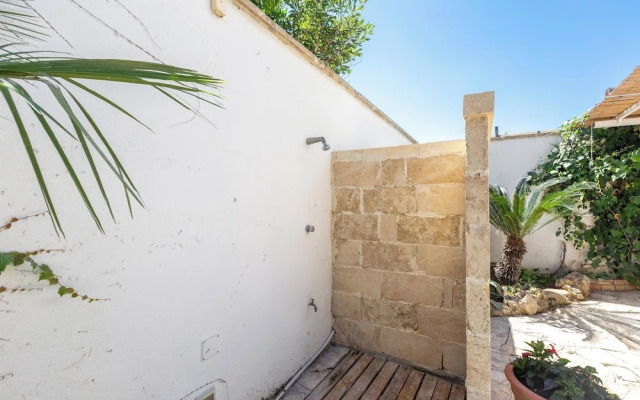 4047 Piccola Perla by Barbarhouse