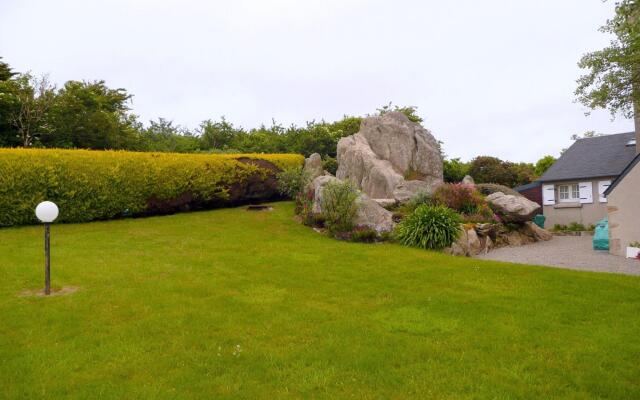 Semi-detached House, Guisseny