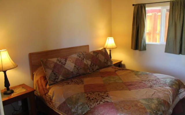 Lake View Lodge