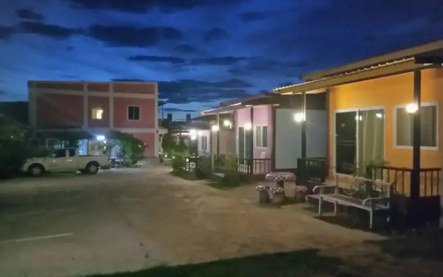 Eing Pu Chiangkhan Hotel