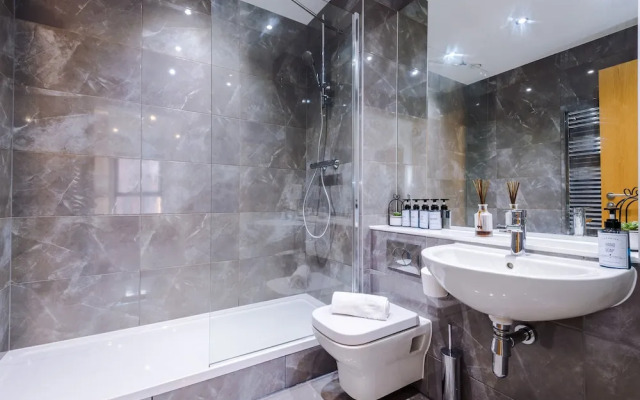 Remarkable 2-bed Apartment in Birmingham