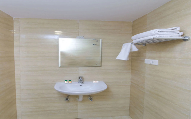 Deccan Inn By OYO Rooms