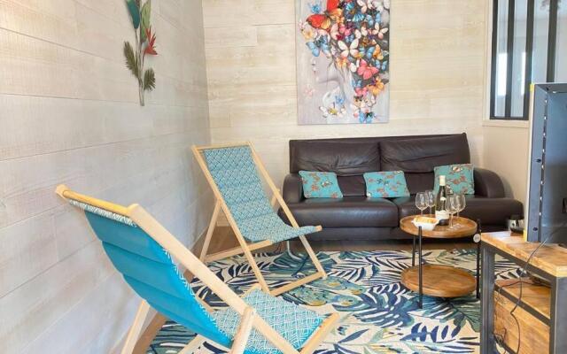 Reine Bow - YourHostHelper