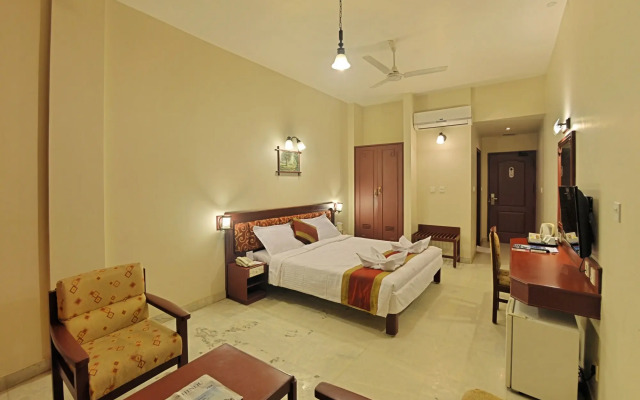 Hotel Gnanam