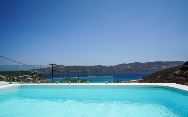 Mykonian Exclusive 3Bd Villa with Pool