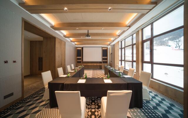 Holiday Inn Jilin Beidahu by IHG