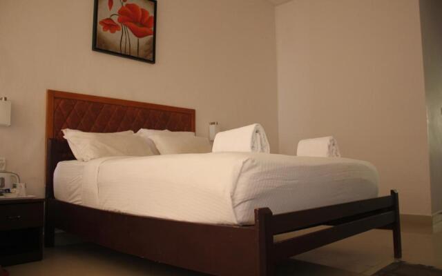 The Cliff Resort