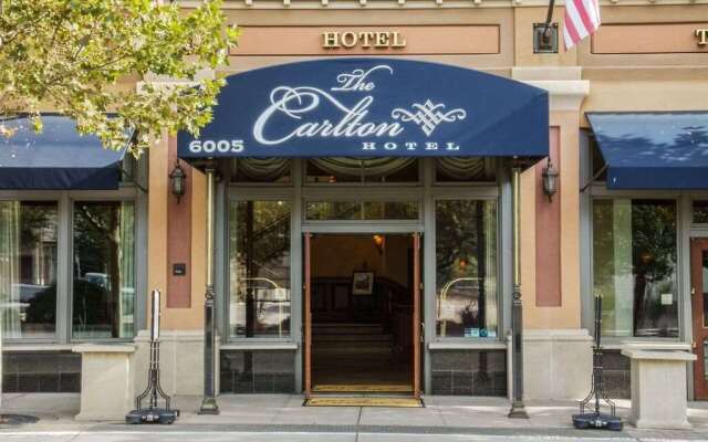 Carlton Hotel