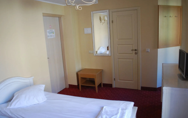 Отель Alexa Old Town