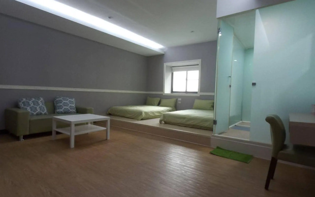 Traveler B&B