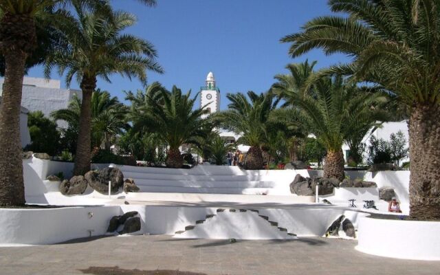 Room in San Bartolome - 104383 by MO Rentals