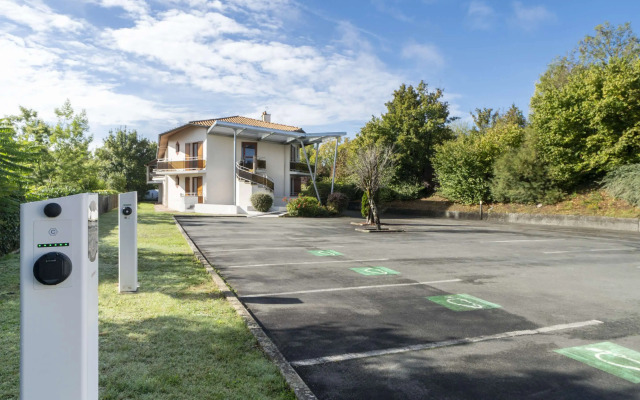 Sure Hotel by Best Western Saintes