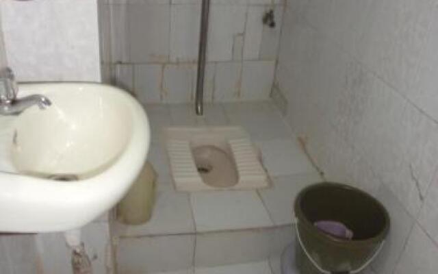 Budget Hotel Ayodhya 87