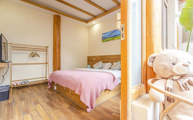 Lijiang Family And Hostel Inn